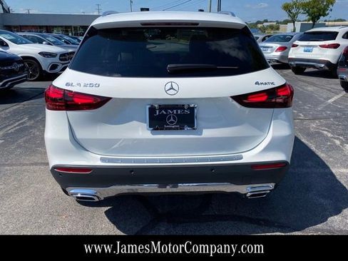 Certified 2026 Mercedes-Benz GLA 250 4MATIC image 7