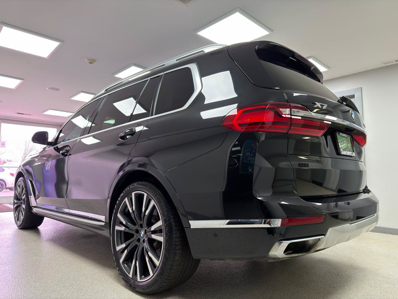 Used 2020 BMW X7 xDrive50i w/ Cold Weather Package AWD/4WD image 5
