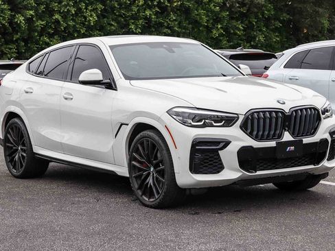 Used 2022 BMW X6 xDrive40i w/ M Sport Package AWD/4WD image 5