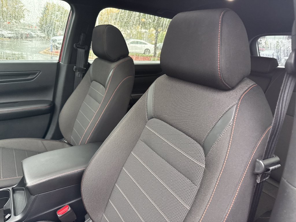 Used 2025 Honda CR-V Sport image 12