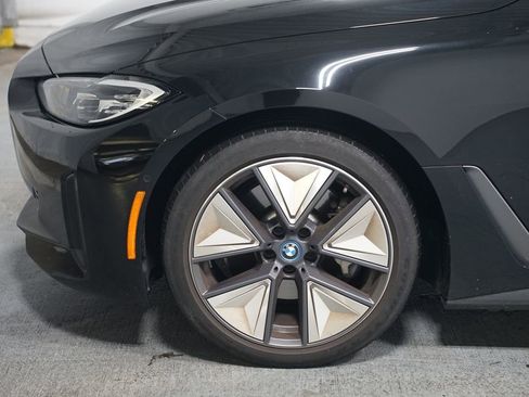 Used 2023 BMW i4 eDrive35 w/ Premium Package RWD image 5