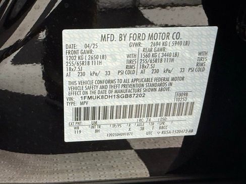 New 2025 Ford Explorer Active image 33