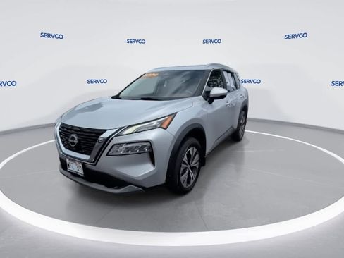 Used 2022 Nissan Rogue SV w/ SV Premium Package image 4
