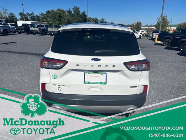 Used 2020 Ford Escape Titanium AWD/4WD image 8