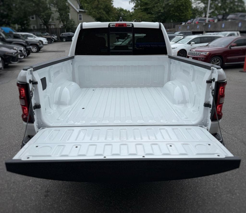 New 2026 RAM 1500 Tradesman AWD/4WD image 19