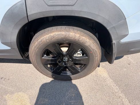 Used 2022 Honda Pilot TrailSport image 32