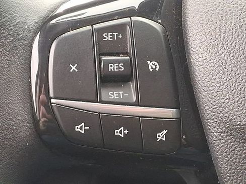 Used 2022 Ford Escape SEL image 21