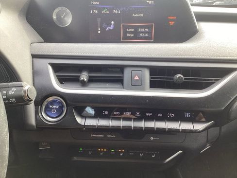 Used 2020 Lexus UX 250h w/ Premium Package image 22