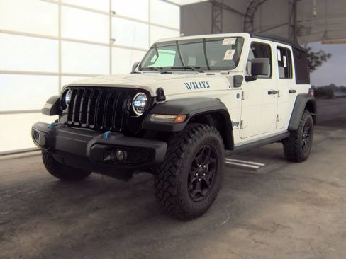 Used 2023 Jeep Wrangler Unlimited w/ Cold Weather Group AWD/4WD image 1