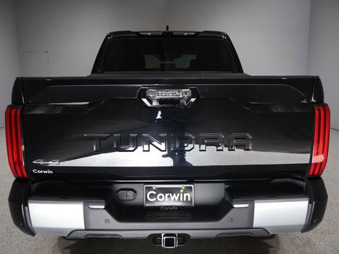 Used 2023 Toyota Tundra Limited image 3