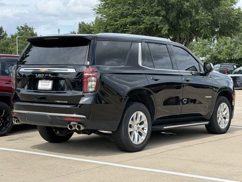 Used 2024 Chevrolet Tahoe Premier AWD/4WD image 4
