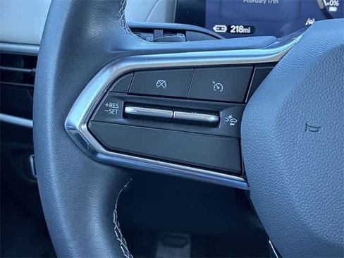 Used 2025 Honda Prologue Touring image 25