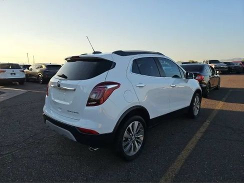 Used 2019 Buick Encore Preferred FWD image 2