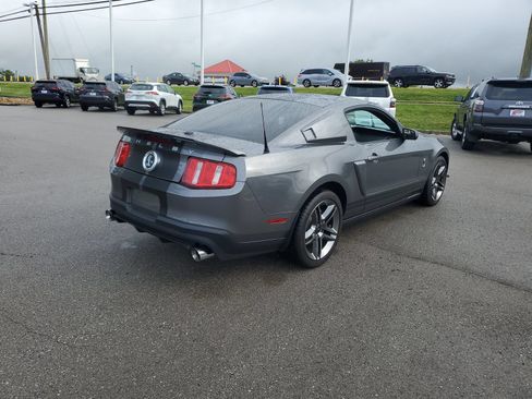 Used 2010 Ford Mustang Shelby GT500 RWD image 4