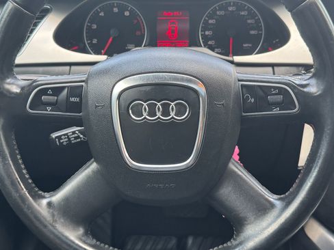 Used 2010 Audi A4 2.0T Premium image 18