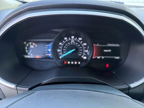 Used 2015 Ford Edge SEL w/ Equipment Group 201A image 35