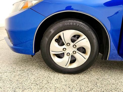 Used 2015 Honda Civic LX image 9