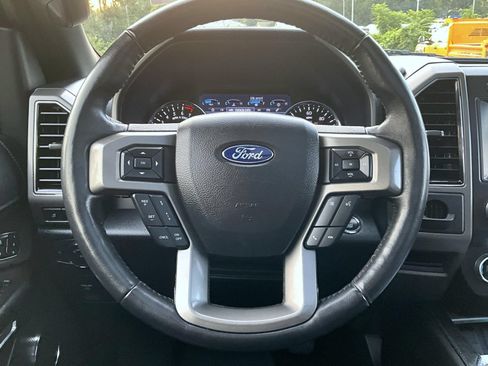 Used 2021 Ford Expedition Max XLT AWD/4WD image 12