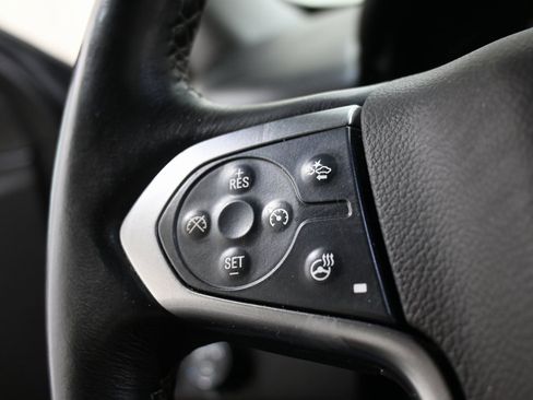 Used 2015 Chevrolet Suburban LTZ image 10