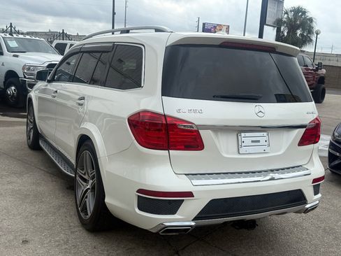 Used 2014 Mercedes-Benz GL 550 4MATIC image 7