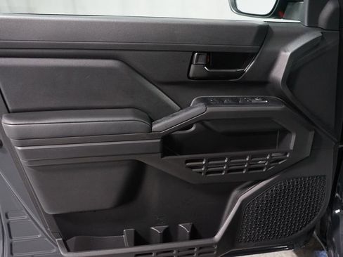 Certified 2025 Toyota Tacoma SR image 28