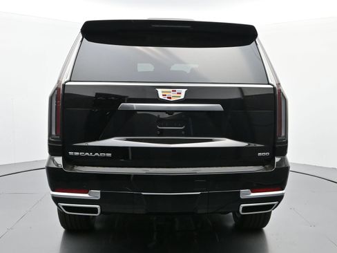 New 2026 Cadillac Escalade 4WD w/ LPO, Floor Liner Package image 4