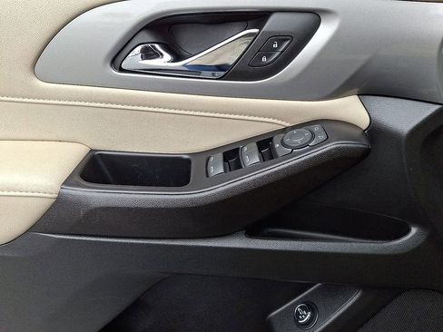 Used 2023 Chevrolet Traverse LT w/ LPO, Floor Liner Package image 45