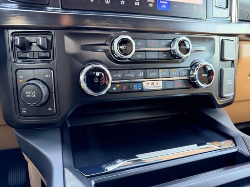 New 2026 Ford F250 Lariat image 34