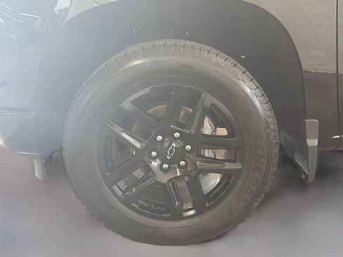 Used 2022 Chevrolet Silverado 1500 Custom w/ LPO, Dark Essentials Package AWD/4WD image 31