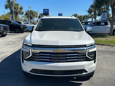 New 2025 Chevrolet Suburban Premier image 3
