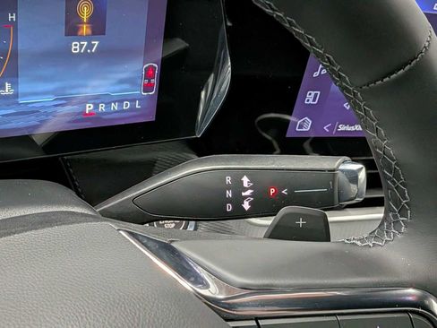 New 2026 Chevrolet Equinox LT image 29