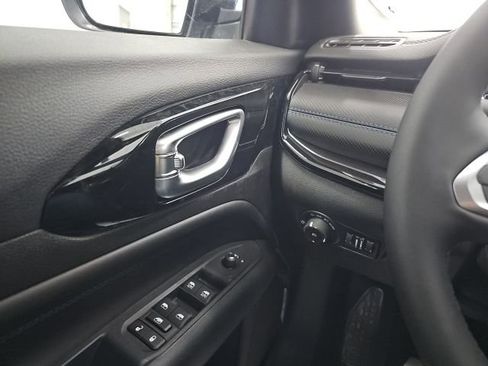 New 2026 Jeep Compass Limited image 26