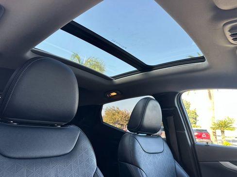 Used 2022 Chevrolet Bolt EUV Premier w/ Sun & Sound Package image 16