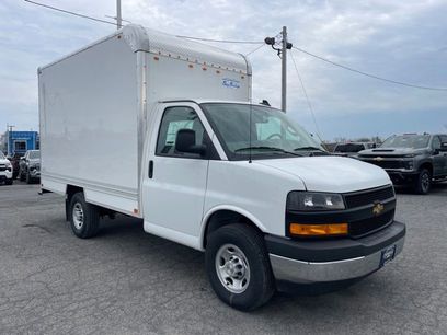 New 2025 Chevrolet Express 3500 w/ Power Convenience Package