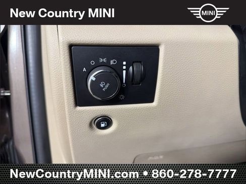 Used 2020 Jeep Grand Cherokee Laredo image 26