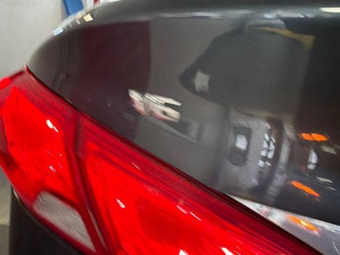 Used 2018 Chevrolet Impala Premier FWD image 12