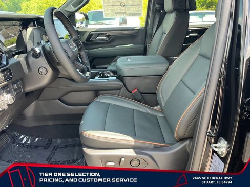 New 2026 GMC Yukon XL AT4 w/ AT4 Premium Plus Package AWD/4WD image 9