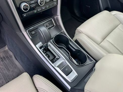 Used 2021 Subaru Ascent Limited w/ Technology Package AWD/4WD image 19
