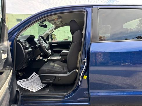 Used 2014 Toyota Tundra SR5 image 9