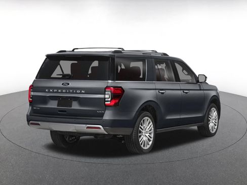 Used 2024 Ford Expedition Max Limited AWD/4WD image 2