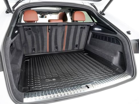 Certified 2025 Audi Q8 Premium Plus w/ Premium Plus Package image 25