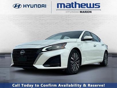 Used 2023 Nissan Altima 2.5 SV
