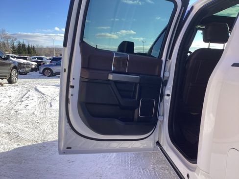 Used 2017 Ford F250 Platinum w/ Platinum Ultimate Package image 13