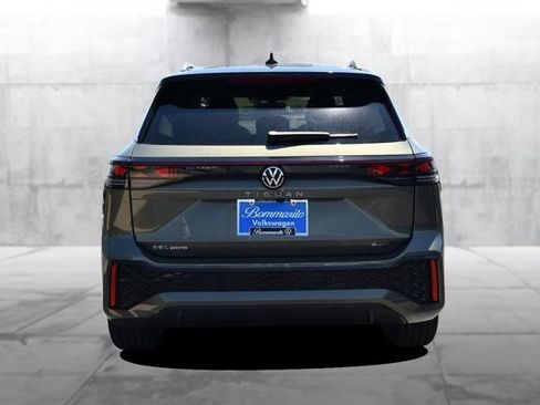 New 2026 Volkswagen Tiguan SEL R-Line AWD/4WD image 6