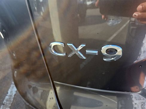 Used 2021 MAZDA CX-9 Touring image 14