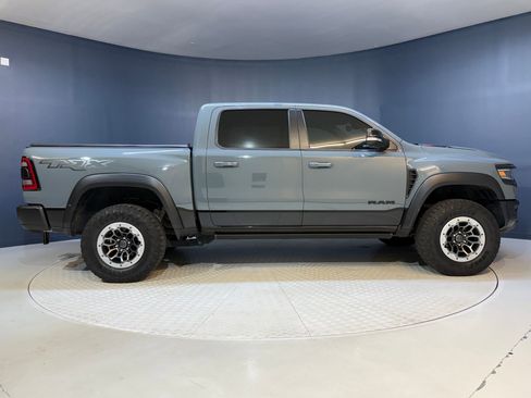 Used 2021 RAM 1500 TRX w/ TRX Lanuch Edition image 8