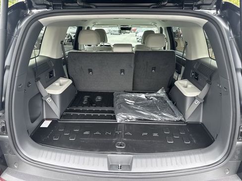 Used 2026 Hyundai Santa Fe SEL FWD image 18