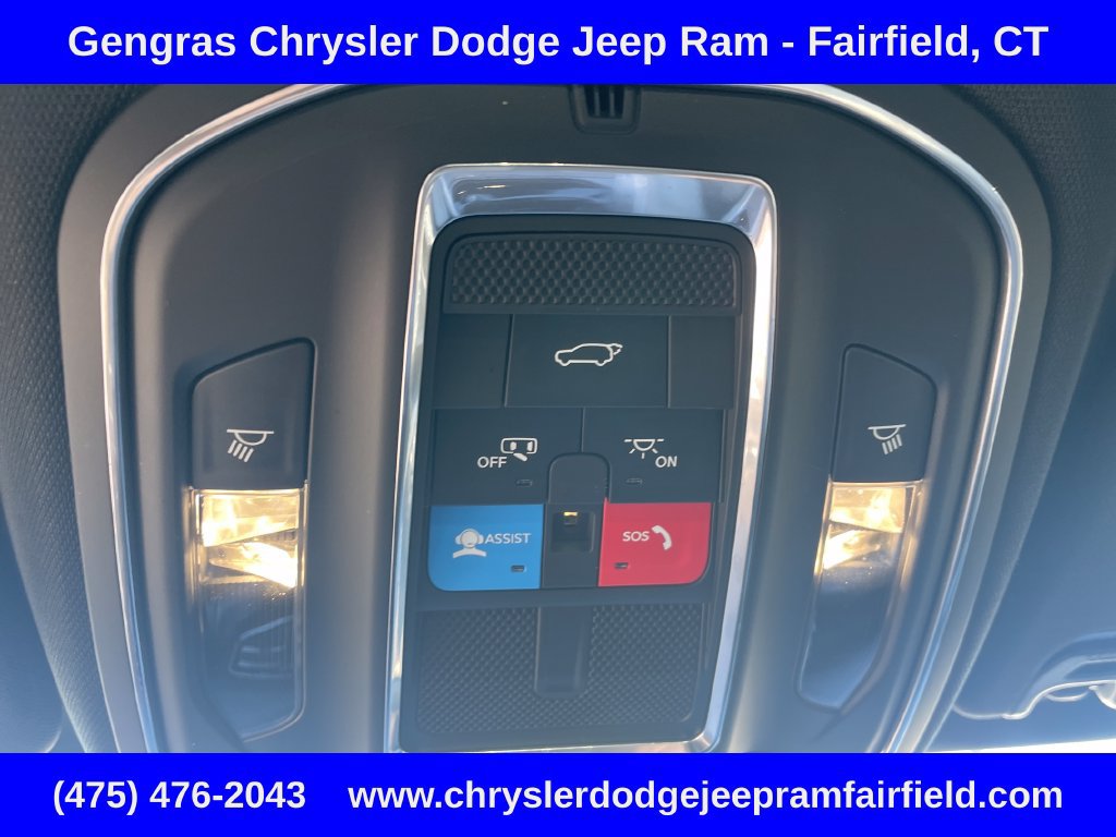Certified 2025 Jeep Wagoneer Series II AWD/4WD image 63