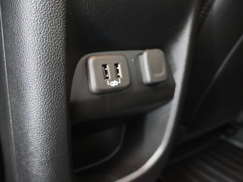 Used 2021 Chevrolet Colorado ZR2 AWD/4WD image 34