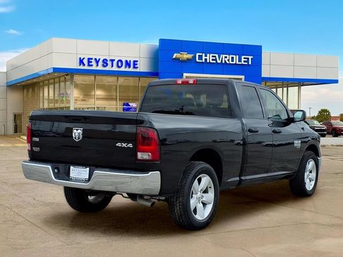 Used 2024 RAM 1500 Classic SLT AWD/4WD image 7